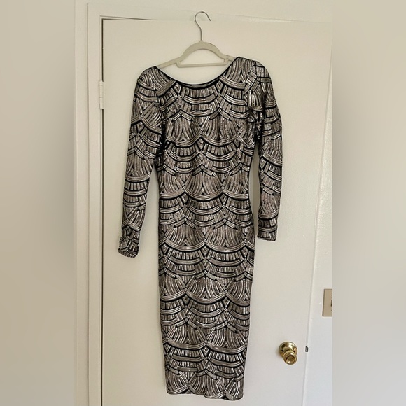 dress the population black and gold sequin evening midi dress - Picture 1 of 5